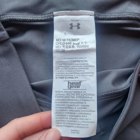 NWT Under Armour Capri - Picture 2 of 15